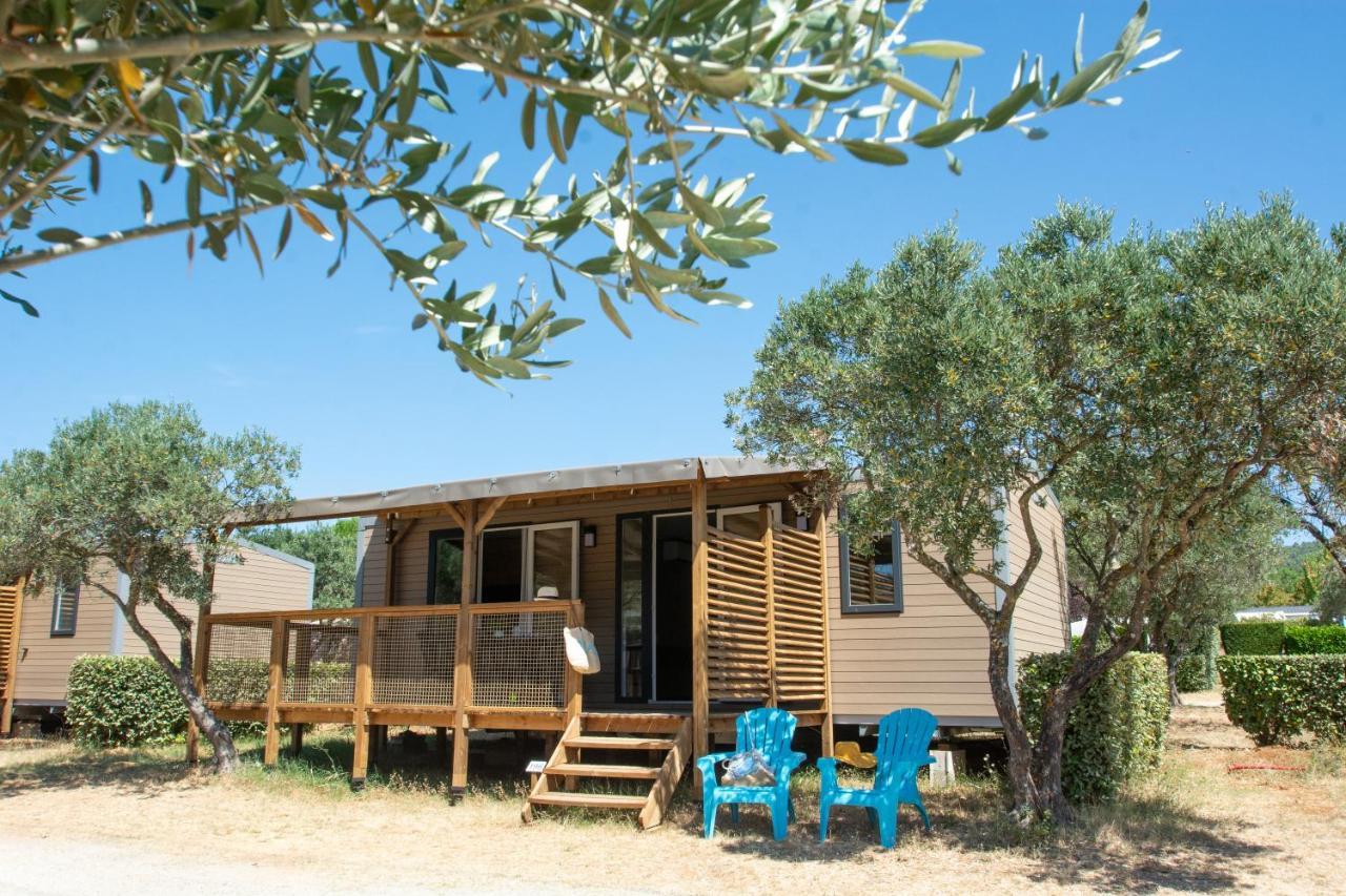 Camping International D'Aups Eksteriør bilde