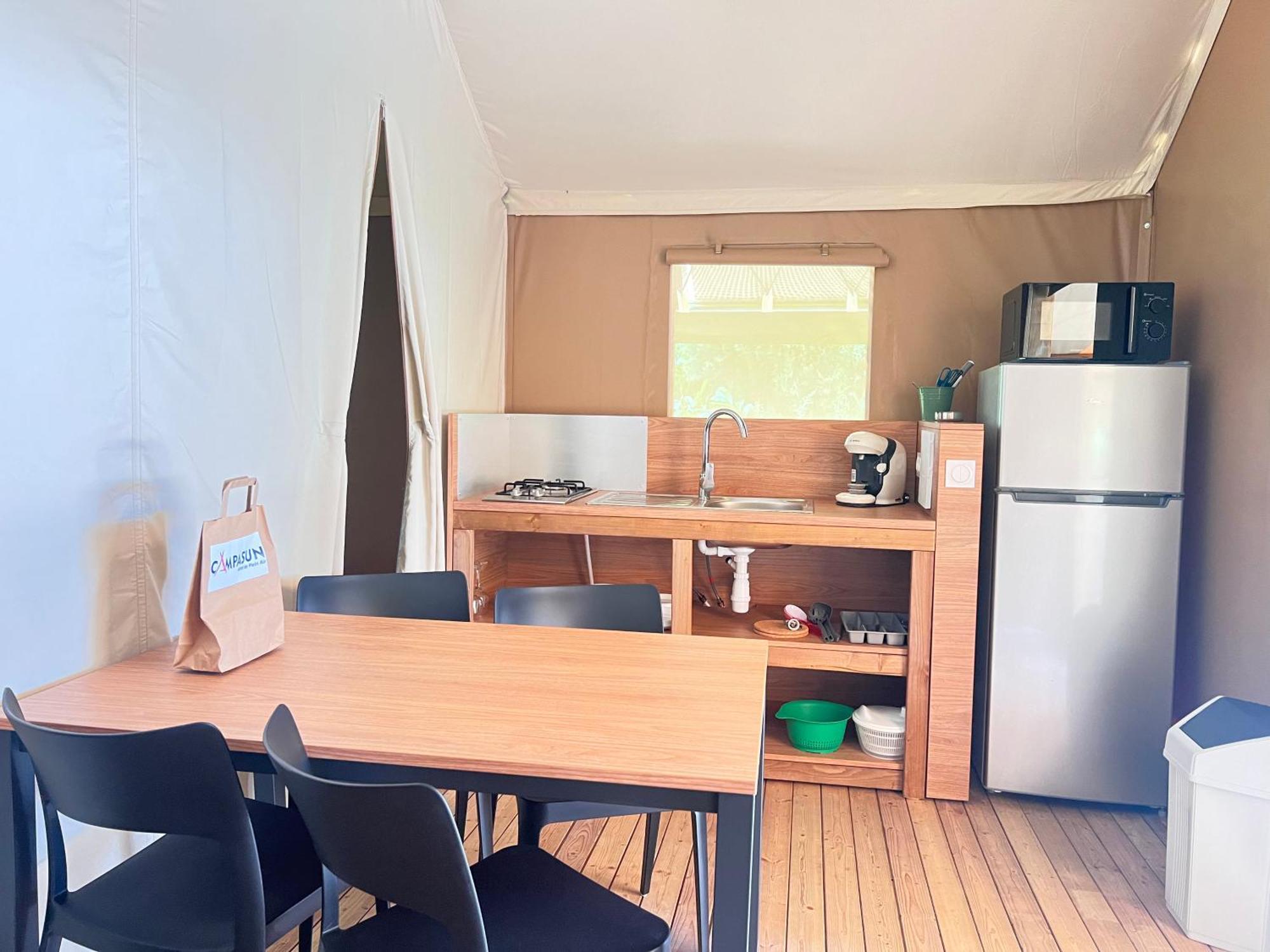 Camping International D'Aups Eksteriør bilde